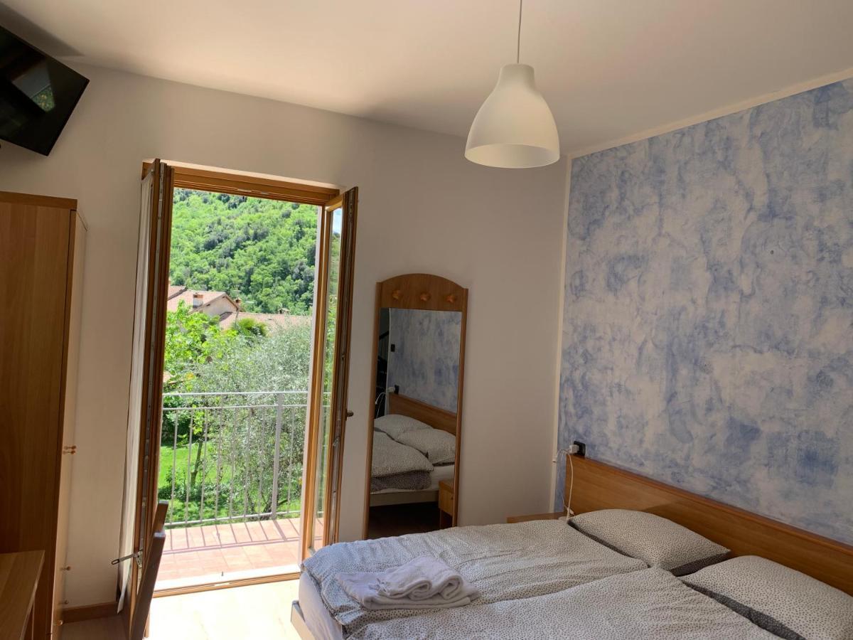 Hotel Garni Delle Rose Сенига Экстерьер фото